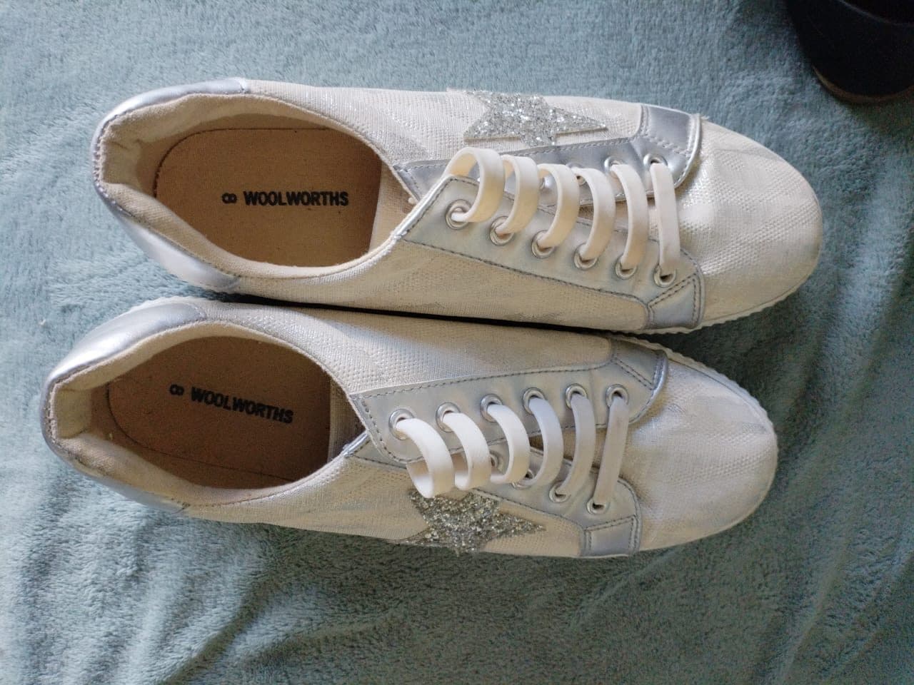 White and silver glitter star sneakers