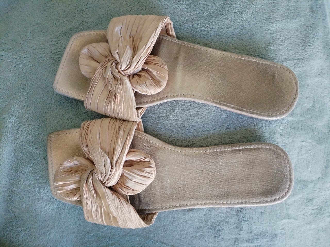 Champagne knotted bow flat slide sandals